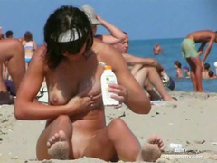 KiloVideos presents: Thesandfly sexy beach fun!