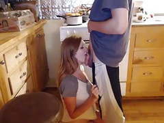 KiloVideos presents: Kelly in the kitchen
