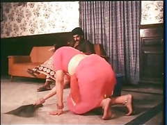 KiloVideos presents: Mallu maid cleavage show