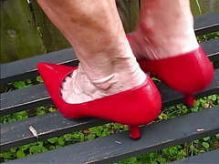 KiloVideos presents: Mature woman sexy veiny and comb bony feet