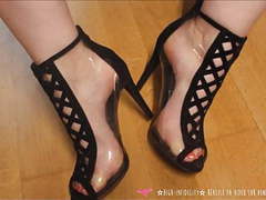 KiloVideos presents: Foot fetish - french woman shoes on vends-ta-culotte