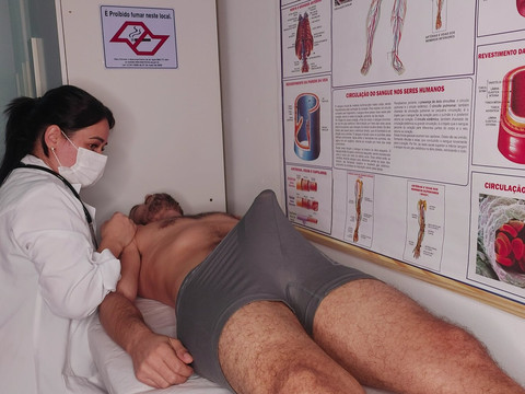 KiloVideos presents: Patient's erection right in front of the nurse